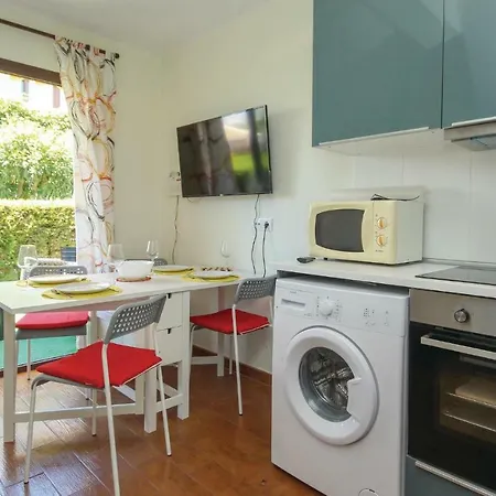 One-bedroom Holiday In Cancelada * Estepona