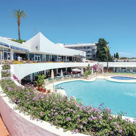 One-bedroom Holiday In Cancelada Estepona